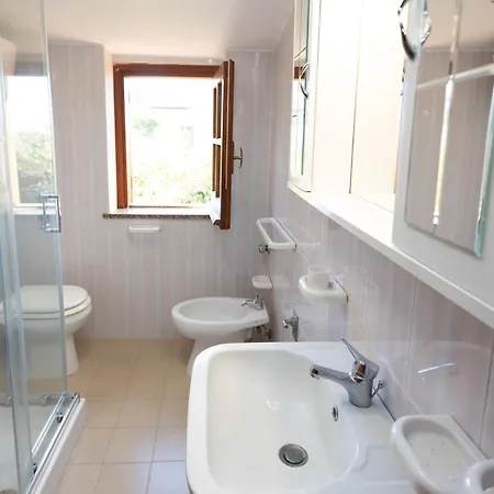 Per Vacanze Gurnella - *